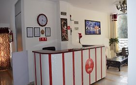 Oyo 10322 Hotel Raja Palace